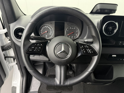 Mercedes-Benz Sprinter 317CDi Automaat L2H2 | Led | 10 Navigatie+Camera+Multimedia | Airco | Cruise | 3-Zits foto 15