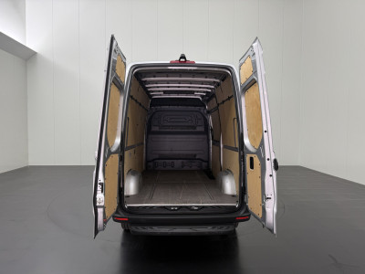 Mercedes-Benz Sprinter 317CDi Automaat L2H2 | Led | Exclusive | Navigatie | Multimedia | Airco | Cruise | 3-Zits foto 4