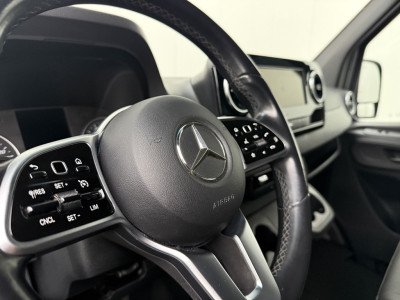 Mercedes-Benz Sprinter 317CDi Automaat L3H2 Automaat | Led | Leder | 10 Navigatie+Camera | Airco | Cruise | Trekhaak foto 17