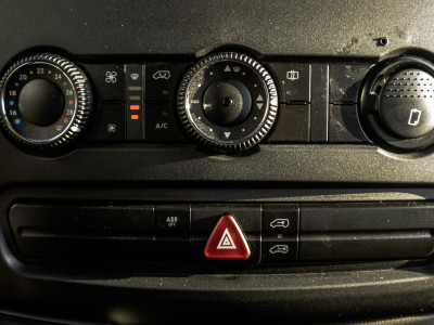Mercedes-Benz Sprinter 318 | 3.0 CDI V6 | 180 PK | Airco | Automaat 18