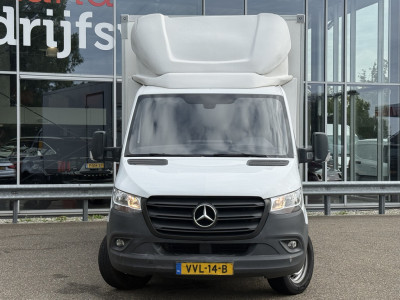 Mercedes-Benz Sprinter 319 1.9 CDI Bakwagen met laadklep | Zijdeur | Cruisec. | Airco foto 2