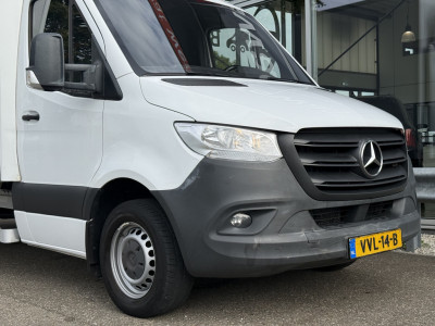 Mercedes-Benz Sprinter 319 1.9 CDI Bakwagen met laadklep | Zijdeur | Cruisec. | Airco foto 6