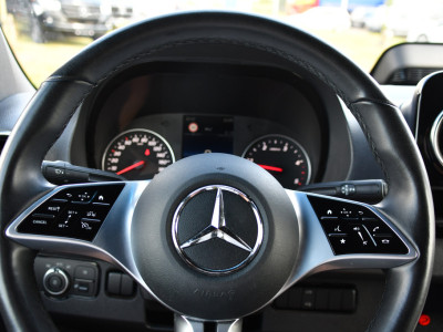 Mercedes-Benz Sprinter 319 1.9 CDI L2H2 Pro Black Edition FACELIFT! Adaptieve Cruise, luchtvering, Camera, LED, 10,5 Mbux, Standkachel, Stoelverwarming, Sensoren, Uniek! 14