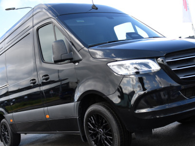 Mercedes-Benz Sprinter 319 1.9 CDI L2H2 Pro Black Edition FACELIFT! Adaptieve Cruise, luchtvering, Camera, LED, 10,5 Mbux, Standkachel, Stoelverwarming, Sensoren, Uniek! 18