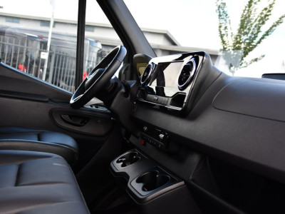 Mercedes-Benz Sprinter 319 1.9 CDI L2H2 Pro Black Edition FACELIFT! Adaptieve Cruise, luchtvering, Camera, LED, 10,5 Mbux, Standkachel, Stoelverwarming, Sensoren, Uniek! 19