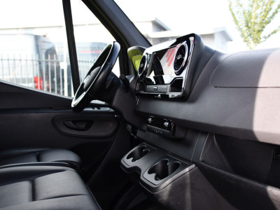 Mercedes-Benz Sprinter 319 1.9 CDI L2H2 RWD Black Edition 360 Camera, Cruise, LED, 3500kg Trekhaak, Standkachel, Carplay, Leder, 10,5 Mbux, 190pk, foto 17