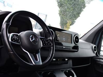 Mercedes-Benz Sprinter 319 1.9 CDI L2H2 RWD PB Edition 360 Camera, Cruise, Carplay, 2 x Schuifdeur, LED, 190pk, 2 x Geveerde stoel, 10,5 Mbux, Stoelverwarming, Automaat, Uniek! foto 12