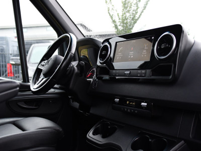 Mercedes-Benz Sprinter 319 1.9 CDI L2H2 RWD PB Edition 360 Camera, Cruise, Carplay, 2 x Schuifdeur, LED, 190pk, 2 x Geveerde stoel, 10,5 Mbux, Stoelverwarming, Automaat, Uniek! foto 20