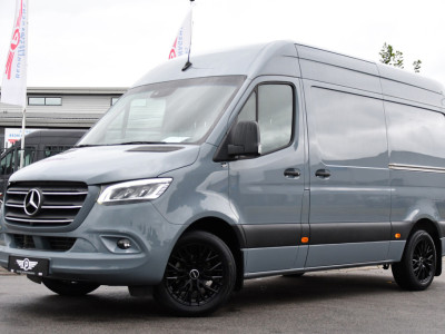 Mercedes-Benz Sprinter 319 1.9 CDI L2H2 RWD PB Edition 360 Camera, Cruise, Carplay, 2 x Schuifdeur, LED, 190pk, 2 x Geveerde stoel, 10,5 Mbux, Stoelverwarming, Automaat, Uniek! foto 4
