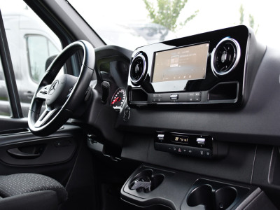 Mercedes-Benz Sprinter 319 1.9 CDI L2H2 RWD PB Edition Full Options! Luchtvering, Cruise, 360 Camera, Stoelverwarming, Clima, LED, Standkachel, Voorruit verwarming, 190pk, Automaat, Uniek! foto 20
