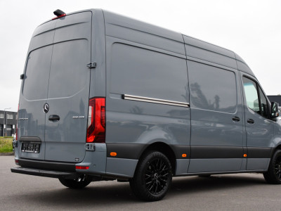 Mercedes-Benz Sprinter 319 1.9 CDI L2H2 RWD PB Edition Full Options! Luchtvering, Cruise, 360 Camera, Stoelverwarming, Clima, LED, Standkachel, Voorruit verwarming, 190pk, Automaat, Uniek! foto 6