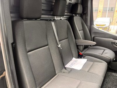 Mercedes-Benz Sprinter 319 1.9 CDI L2H2 RWD VVB BLACK EDITION LAGE KMSTAND VVB329 BPM vrij! Benut nu nog uw voordeel! 19