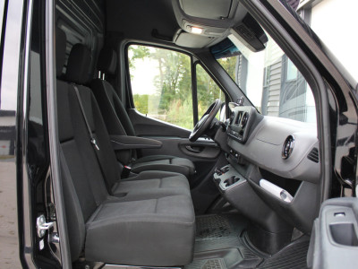 Mercedes-Benz Sprinter 319 3.0 CDI 6-cilinder L2H2 EURO VI-D | Camera | Trekhaak 3.5t foto 10