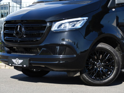 Mercedes-Benz Sprinter 319 3.0 CDI L2H1 DC Black Edition FULL OPTIONS! 360 Camera, Adaptieve Cruise, LED, 2 x Stoelverwarming, Standkacel, Autmaat, 10,5 Mbux, Sensoren, Uniek! foto 7