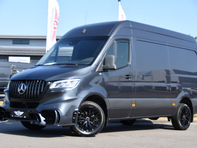 Mercedes-Benz Sprinter 319 3.0 CDI L2H2 AMG Edition Adaptieve Cruise, Camera, Carplay, LED, 10,5 Mbux, Automaat, Sensoren, Stoelverwarming, Uniek! 4