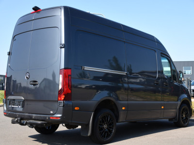 Mercedes-Benz Sprinter 319 3.0 CDI L2H2 AMG Edition Adaptieve Cruise, Camera, Carplay, LED, 10,5 Mbux, Automaat, Sensoren, Stoelverwarming, Uniek! 6