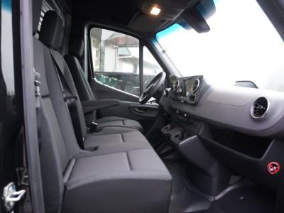 Mercedes-Benz Sprinter 319  CDI 191PK  L2 Pro Automaat trekhaak 3.500KG Nr. V063 | Climate | Cruise | Apple CP- Android auto | Camera | 20LM Velgen 12