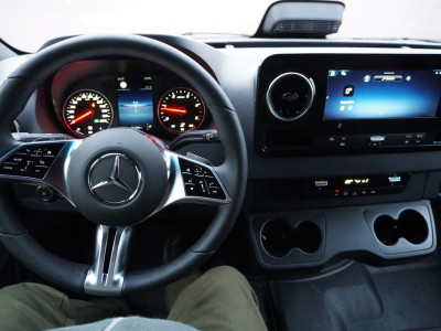 Mercedes-Benz Sprinter 319  CDI 191PK  L2 Pro Automaat trekhaak 3.500KG Nr. V063 | Climate | Cruise | Apple CP- Android auto | Camera | 20LM Velgen 16