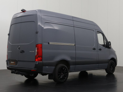Mercedes-Benz Sprinter 319CDI 3.0V6 Automaat L2H2 Exclusive | Standkachel | Led | Airco | Multimedia | Camera | 2800Kg Trekhaak foto 2