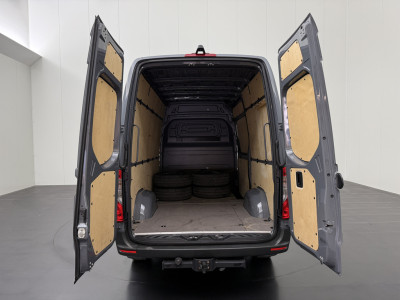 Mercedes-Benz Sprinter 319CDI 3.0V6 Automaat L2H2 Exclusive | Standkachel | Led | Airco | Multimedia | Camera | 2800Kg Trekhaak foto 4
