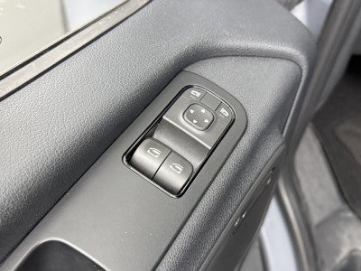 Mercedes-Benz Sprinter 319CDI 3.0V6 Automaat L2H2 Exclusive | Standkachel | Led | Airco | Multimedia | Camera | 2800Kg Trekhaak foto 9