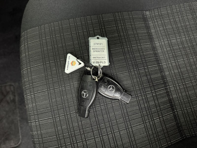Mercedes-Benz Sprinter 319CDI 3.0V6 L2H2 Automaat | Camera | Airco | Cruise | Trekhaak | Betimmering foto 5