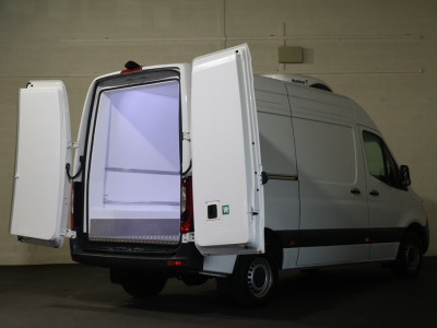 Mercedes-Benz Sprinter 319 CDI L2 H2 Automaat Koelwagen Dag en Nacht foto 12