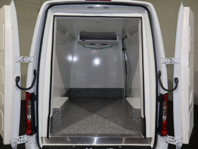 Mercedes-Benz Sprinter 319 CDI L2 H2 Koelwagen Dag en Nacht 3.5T Trekhaak foto 16