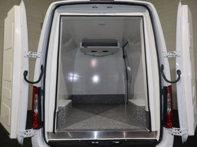 Mercedes-Benz Sprinter 319 CDI L2 H2 Koelwagen Dag en Nacht 3.5T Trekhaak foto 3