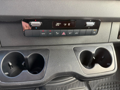 Mercedes-Benz Sprinter 319 CDI L3H2 2x Schuifdeur | Aut. | Distronic | LED | Mbux | 2x Gev. Stoel 18