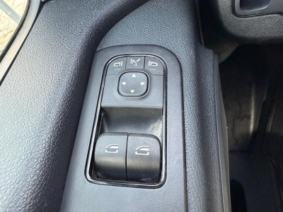 Mercedes-Benz Sprinter 319 CDI L3H2 2x Schuifdeur | Aut. | Distronic | LED | Mbux | 2x Gev. Stoel 21