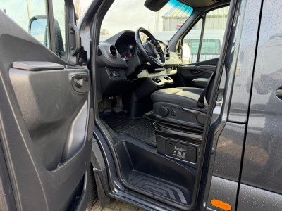 Mercedes-Benz Sprinter 319 CDI L3H2 2x Schuifdeur | Aut. | Distronic | LED | Mbux | 2x Gev. Stoel 9