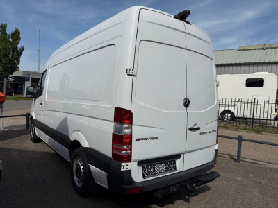 Mercedes-Benz Sprinter 319 CDI V6 L2H2 Euro 6 | 3.5T Trekhaak | Automaat | Airco foto 4