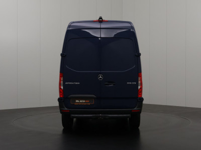 Mercedes-Benz Sprinter 319CDi 3.0V6 L2H2 Edition | 10 Navigatie | Camera | 3-zits | Trekhaak 11
