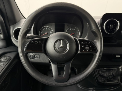 Mercedes-Benz Sprinter 319CDi 3.0V6 L2H2 Edition | 10 Navigatie | Camera | 3-zits | Trekhaak 15