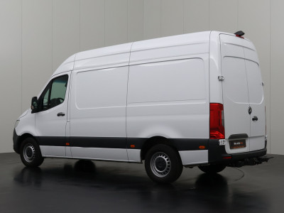 Mercedes-Benz Sprinter 319CDi Automaat L2H2 | 3500Kg Trekhaak | Navigatie | Camera | Airco | Cruise | 3-Zits | Betimmering 6