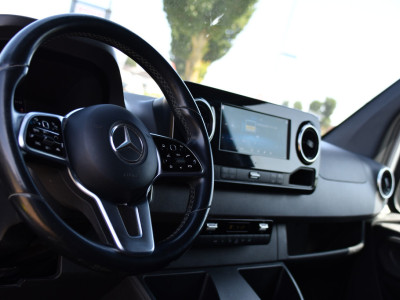 Mercedes-Benz Sprinter 319 V6 3.0 CDI L2H1 PB Edition 360 Camera, Adaptieve Cruise, Carplay, 3500kg Trekhaak, LED, 10,5 Mbux, Sensoren, Leder, Stoelverwarming, Uniek! 12
