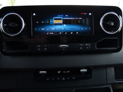 Mercedes-Benz Sprinter 319 V6 3.0 CDI L2H1 PB Edition 360 Camera, Adaptieve Cruise, Carplay, 3500kg Trekhaak, LED, 10,5 Mbux, Sensoren, Leder, Stoelverwarming, Uniek! 21