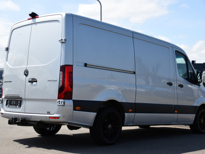 Mercedes-Benz Sprinter 319 V6 3.0 CDI L2H1 PB Edition 360 Camera, Adaptieve Cruise, Carplay, 3500kg Trekhaak, LED, 10,5 Mbux, Sensoren, Leder, Stoelverwarming, Uniek! 6