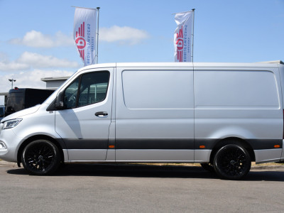 Mercedes-Benz Sprinter 319 V6 3.0 CDI L2H1 PB Edition 360 Camera, Adaptieve Cruise, Carplay, 3500kg Trekhaak, LED, 10,5 Mbux, Sensoren, Leder, Stoelverwarming, Uniek! 9