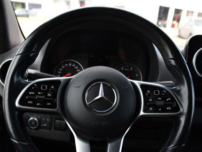 Mercedes-Benz Sprinter 319 V6 3.0 CDI L2H2 DC PB Edition 360 Camera, Cruise, Carplay, Automaat, LED, Stoelverwarming, 10,5 Mbux, Multimedia, Geveerde stoel, 190pk, Trekhaak, Uniek! foto 14