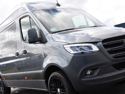 Mercedes-Benz Sprinter 319 V6 3.0 CDI L2H2 DC PB Edition 360 Camera, Cruise, Carplay, Automaat, LED, Stoelverwarming, 10,5 Mbux, Multimedia, Geveerde stoel, 190pk, Trekhaak, Uniek! foto 18
