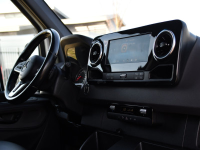 Mercedes-Benz Sprinter 319 V6 3.0 CDI L2H2 PB Edition Adaptieve Cruise, 360 Camera, Carplay, LED, 10,5 Mbux, Automaat, 190pk, Leder, Multimedia, Uniek! foto 10