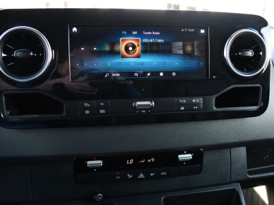Mercedes-Benz Sprinter 319 V6 3.0 CDI L2H2 PB Edition Adaptieve Cruise, 360 Camera, Carplay, LED, 10,5 Mbux, Automaat, 190pk, Leder, Multimedia, Uniek! foto 18