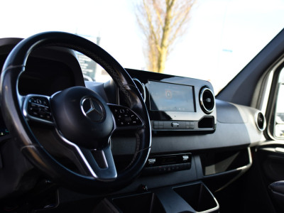 Mercedes-Benz Sprinter 319 V6 3.0 CDI L2H2 PB Edition Adaptieve Cruise, 360 Camera, Carplay, LED, 10,5 Mbux, Automaat, 190pk, Leder, Multimedia, Uniek! foto 2