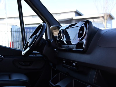 Mercedes-Benz Sprinter 319 V6 3.0 CDI L2H2 PB Edition Adaptieve Cruise, 360 Camera, Carplay, LED, 10,5 Mbux, Automaat, 190pk, Leder, Multimedia, Uniek! foto 9