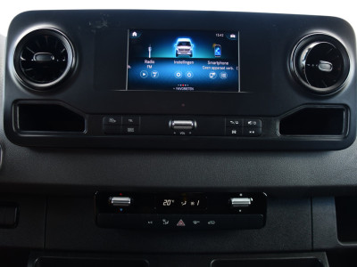 Mercedes-Benz Sprinter 319 V6 3.0 CDI L2H2 PB Edition Camera, Cruise, Carplay, Multimedia, Automaat, Geveerde stoel, 190pk, Trekhaak, Uniek! foto 19