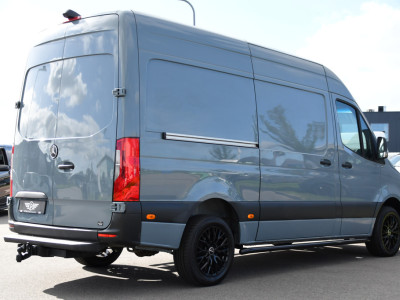 Mercedes-Benz Sprinter 319 V6 3.0 CDI L2H2 PB Edition Camera, Cruise, Carplay, Multimedia, Automaat, Geveerde stoel, 190pk, Trekhaak, Uniek! foto 6