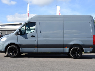 Mercedes-Benz Sprinter 319 V6 3.0 CDI L2H2 PB Edition Camera, Cruise, Carplay, Multimedia, Automaat, Geveerde stoel, 190pk, Trekhaak, Uniek! foto 9