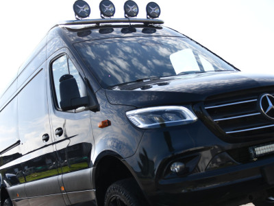 Mercedes-Benz Sprinter 319 V6 3.0 CDI L3H2 Black Edition FULL OPTIONS! Cruise, 360 Camera, Carplay, 10,5 Mbux, 190pk, 2 x Schuifdeur, Sper, LED, Leder, Stoelverwarming, Standkachel, Trekhaak, Uniek! foto 18